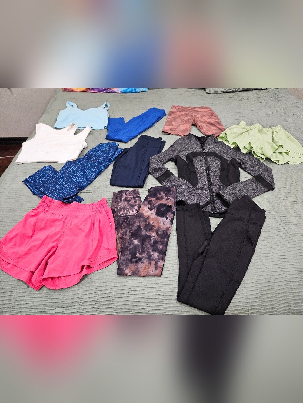 Lululemon Bundle Size 0 2 4